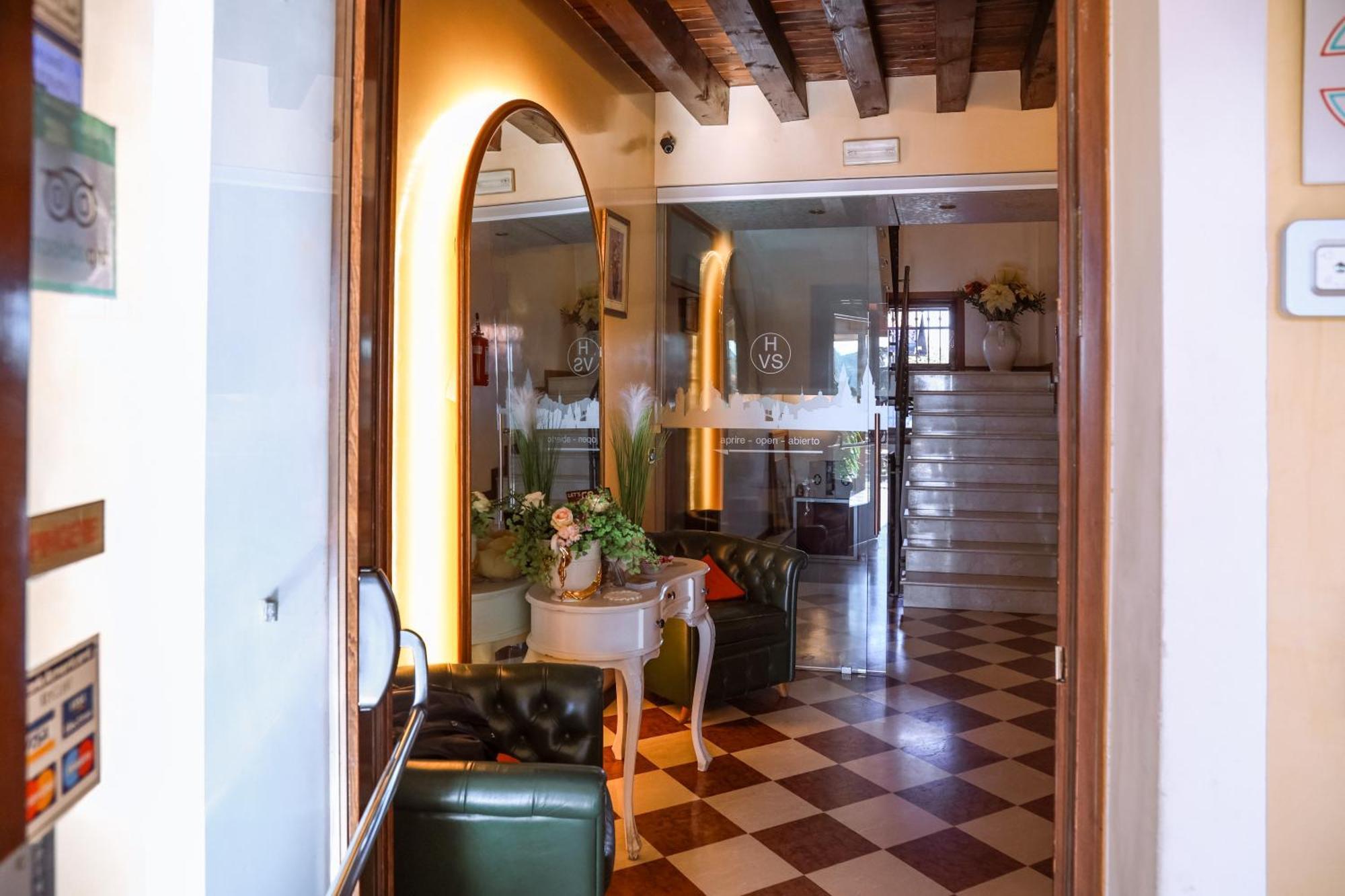 Hotel Villa Sara ميستر المظهر الخارجي الصورة