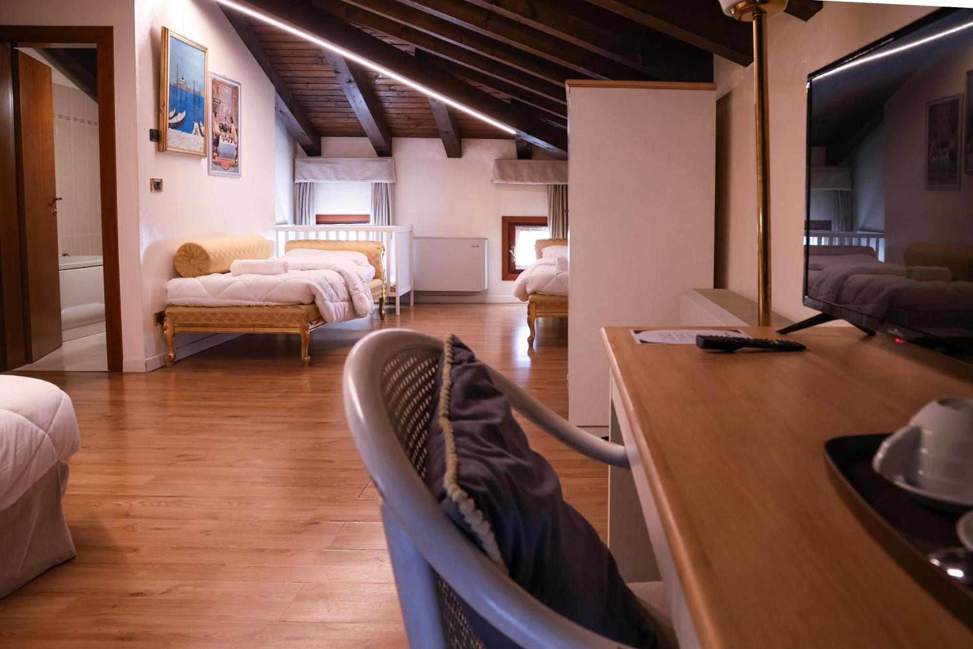 Hotel Villa Sara ميستر المظهر الخارجي الصورة